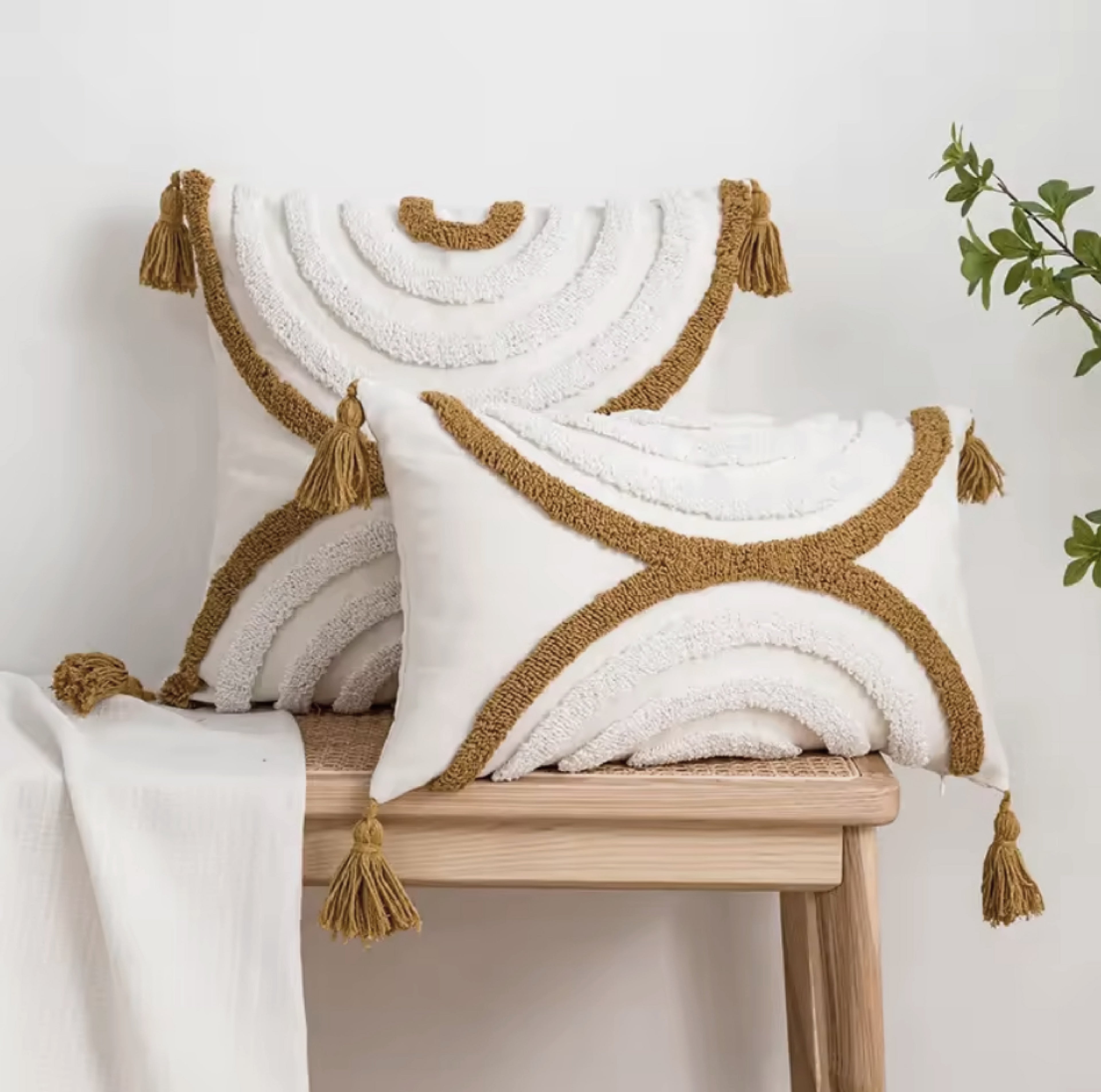 Tassel Tufted Bohemian Pillow